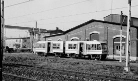 Szynobus SN81 przy lokomotywowni w Katowicach. 13.10.1992 r. Fot. Jerzy...